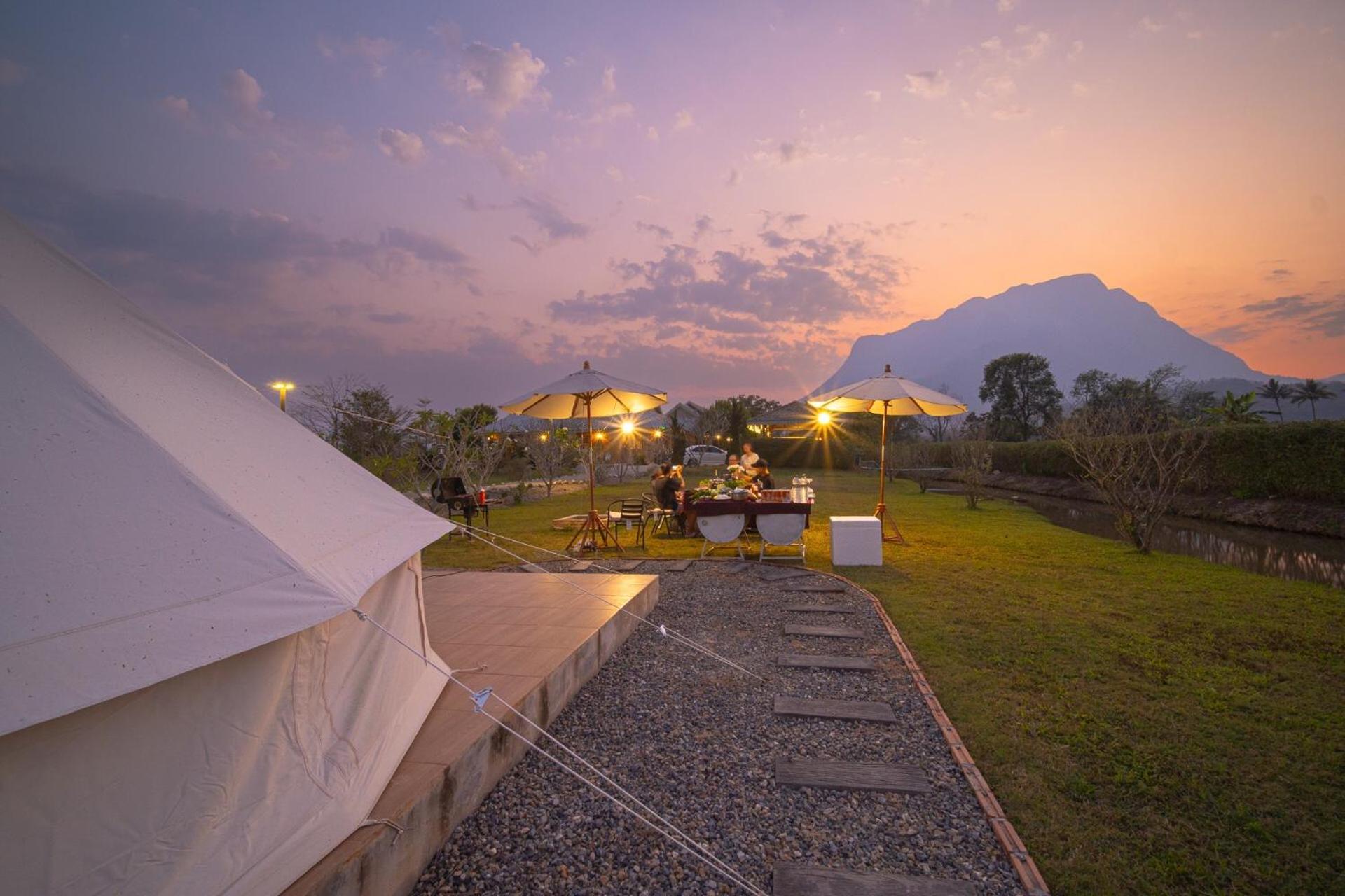 The Wes Village, Incl Free Breakfast & 100 Thb Food Gift Chiang Dao Exterior photo