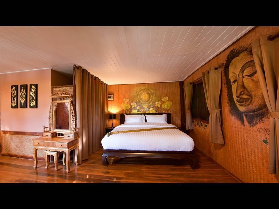 The Wes Village, Incl Free Breakfast & 100 Thb Food Gift Chiang Dao Exterior photo